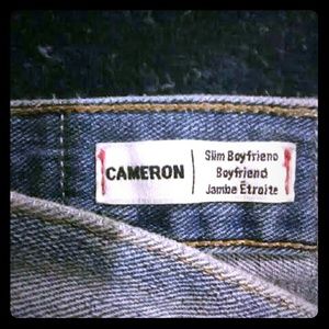 True religion boyfriend slim fit (size 28) womans